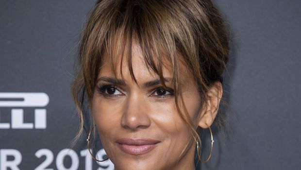 Hale Beri, Halle Berry