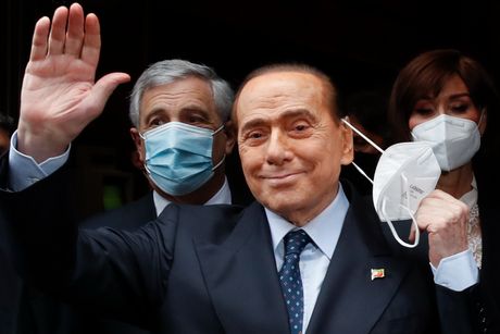 Silvio Berlusconi , Silvio Berluskoni