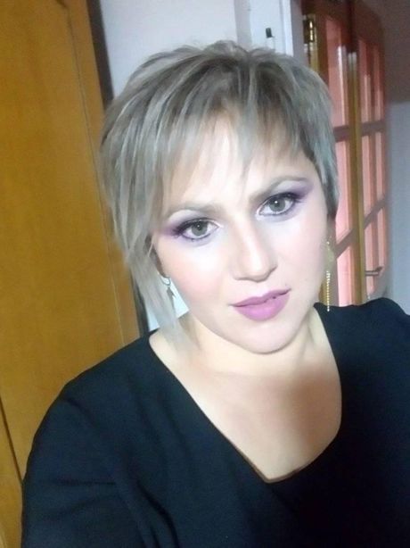 Dr Ana Jaćimović Dr Ana Jaćimović