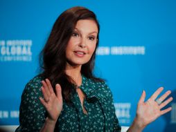 Ešli Džad, Ashley Judd