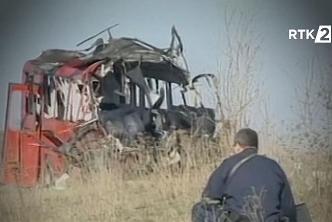 Napad na autobus Niš ekspresa kod Podujeva, Podujevo