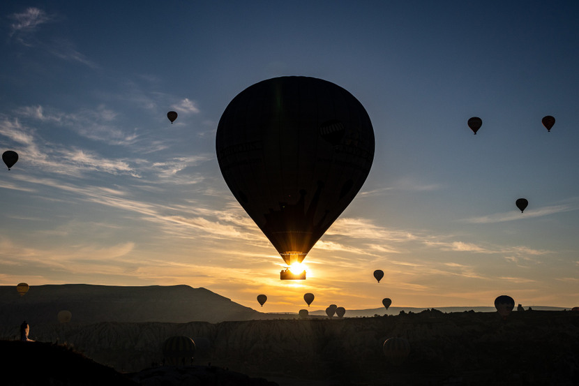 hot-air-balloon-45640031920-830x0.jpg