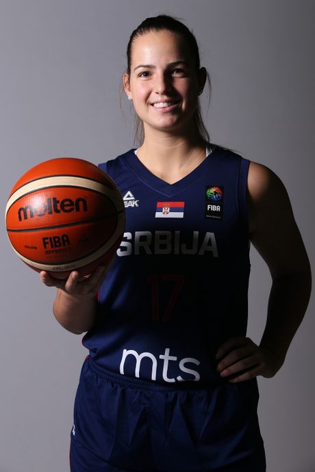 Jovana Nogić Jovana Nogić