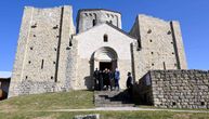 Teodosije služio liturgiju povodom slave manastira Đurđevi stupovi