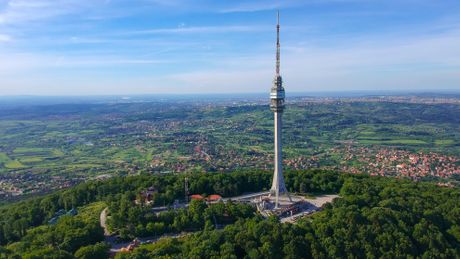 Avala, Avalski toranj
