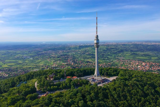 Avala, Avalski toranj