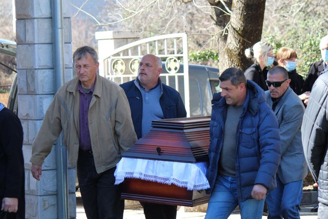 Sahrana, Milenko Savović