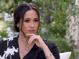 Opra Vinfri, Megan Markl