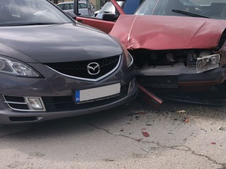 Čačak, udes u kružnom toku Čačak, udes u kružnom toku