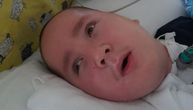 Ima 10 godina, a već 9 je na respiratoru. Od iste bolesti preminula mu i sestra: Dečak Lazar bori se da živi