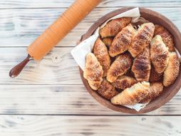 Kiflice testo oklagija hrana jelo