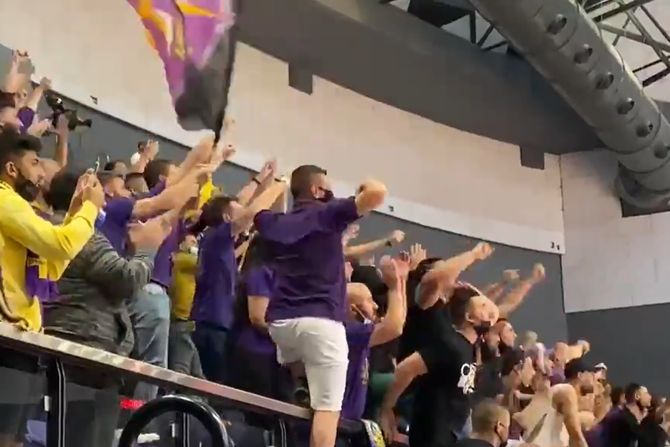 KK Hapoel Holon navijači