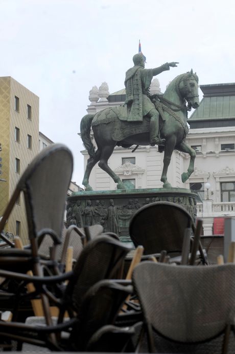 Prazni kafići ulice bašte Beograd mere koronavirus Prazni kafići ulice bašte Beograd mere koronavirus