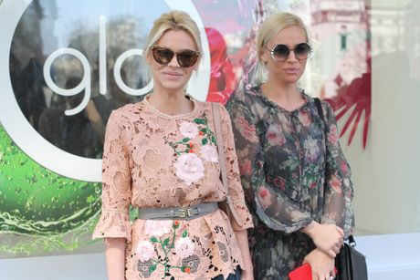 Nataša i Kristina Bekvalac Nataša i Kristina Bekvalac