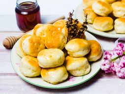 Kolači mladenčići