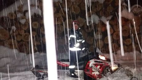 Vatrogasci spasili dve osobe , Leskovac, Kukavica, Smetovi, sneg, zavejani, nevreme