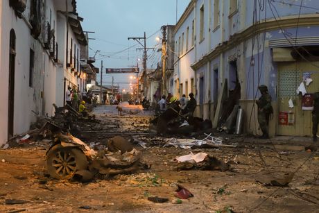 Auto bomba eksplozija ulica vojnici Kolumbija