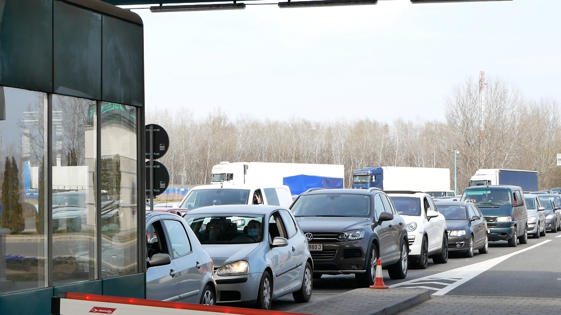 Spas za sve koji kreću na put za za 1.maj: Horgoš dobija pojačanje, ovako možete da izbegnete GUŽVU NA GRANICI