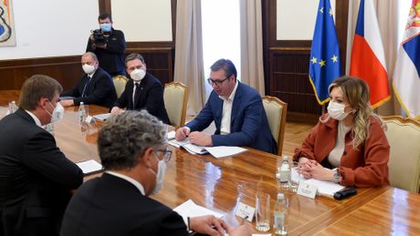Aleksandar Vučić, Tomaš Petriček Aleksandar Vučić, Tomaš Petriček