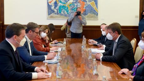 Aleksandar Vučić, Tomaš Petriček Aleksandar Vučić, Tomaš Petriček
