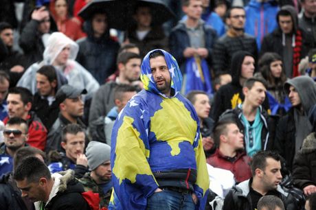 Fudbal, fudbalska reprezentacija tzv Kosova, Kosovo, navijač