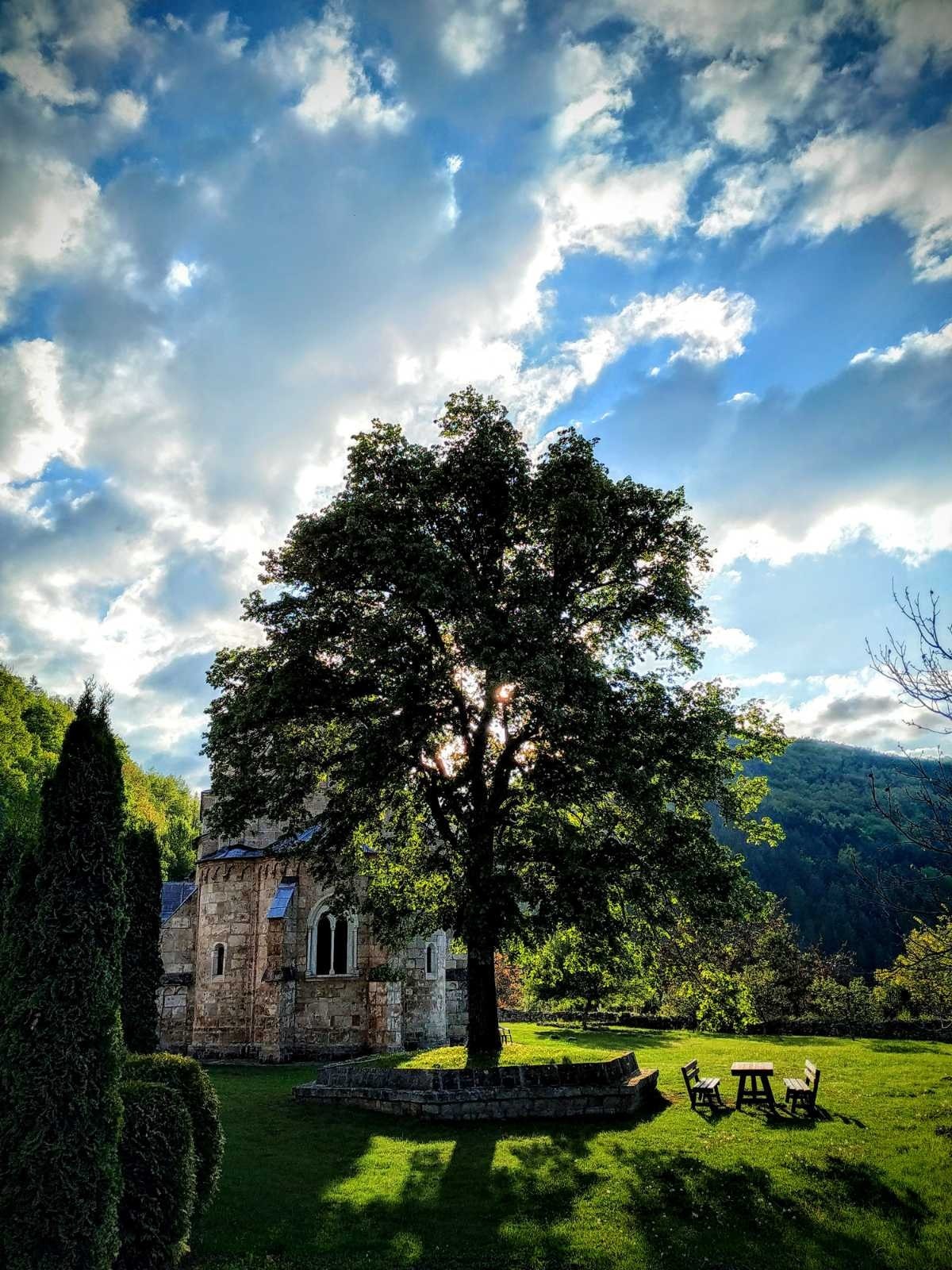Trebalo je da zajedno u ovom manastiru srpski kralj i kraljica počivaju: Sudbina je ipak imala drugačiji plan