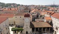 Na oko 20 kilometara od Splita nalazi se grad koji se po lepoti poredi sa Venecijom