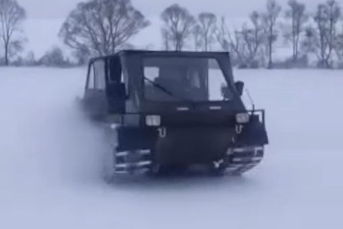 rus terenac amfibija rus terenac amfibija