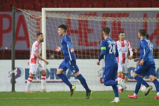 Fudbal FK Crvena zvezda FK Radnik