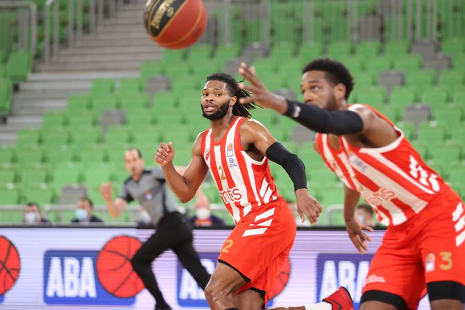 KK Cedevita Olimpija - KK Crvena zvezda