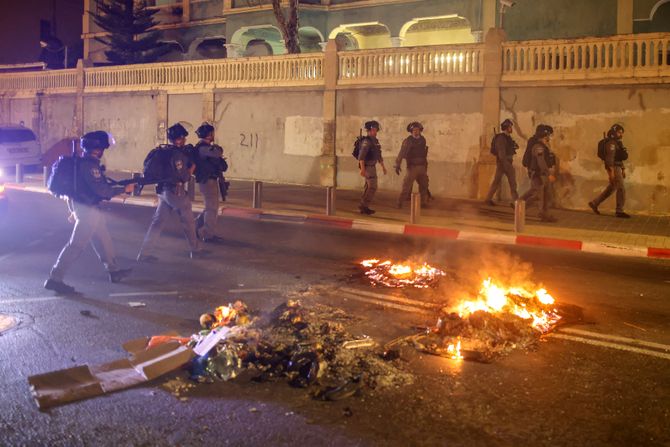 Izrael policija, sukob sa protestantima