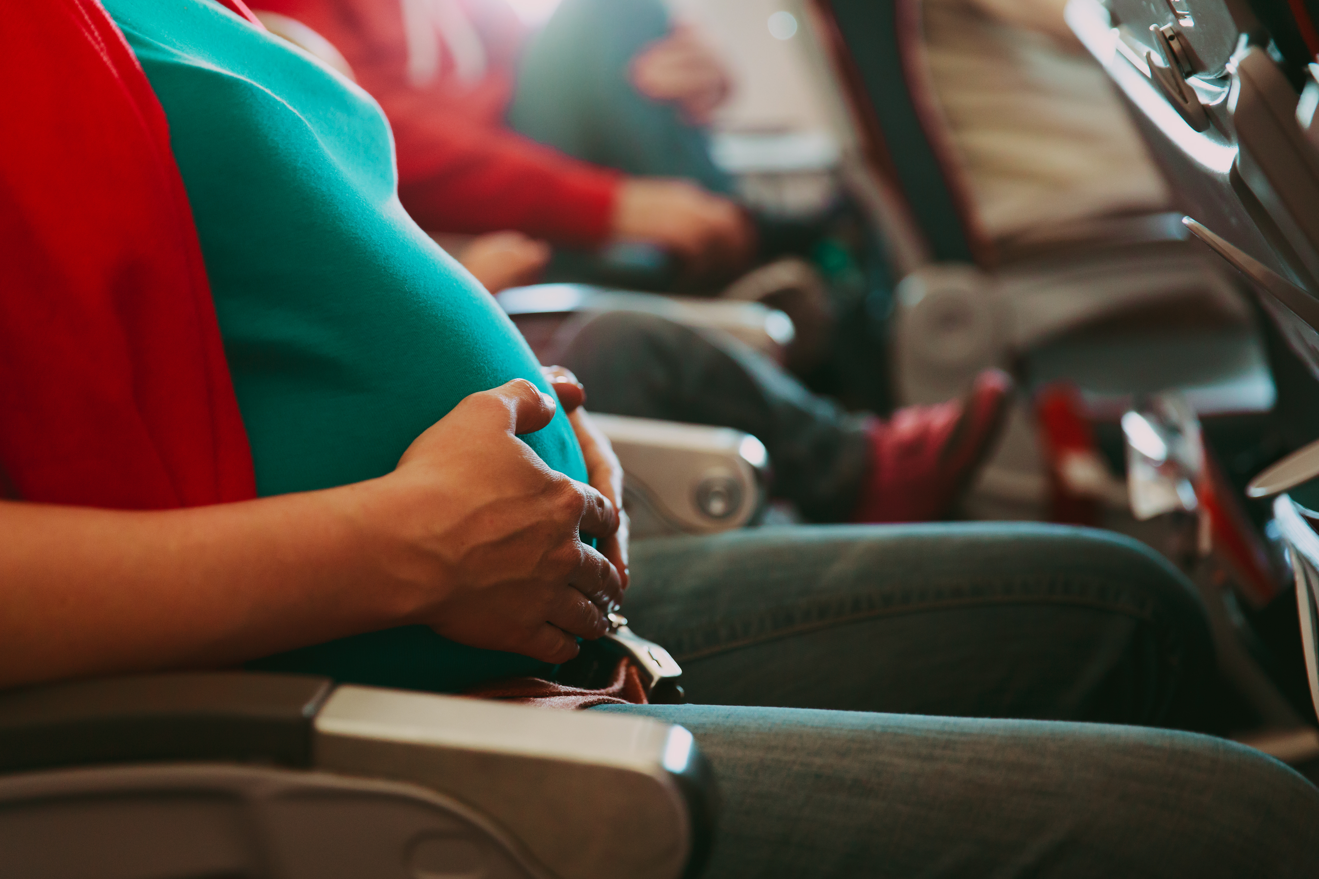 Drama na 10.000 metara: Beba rođena u avionu, dobila ime po pilotu
