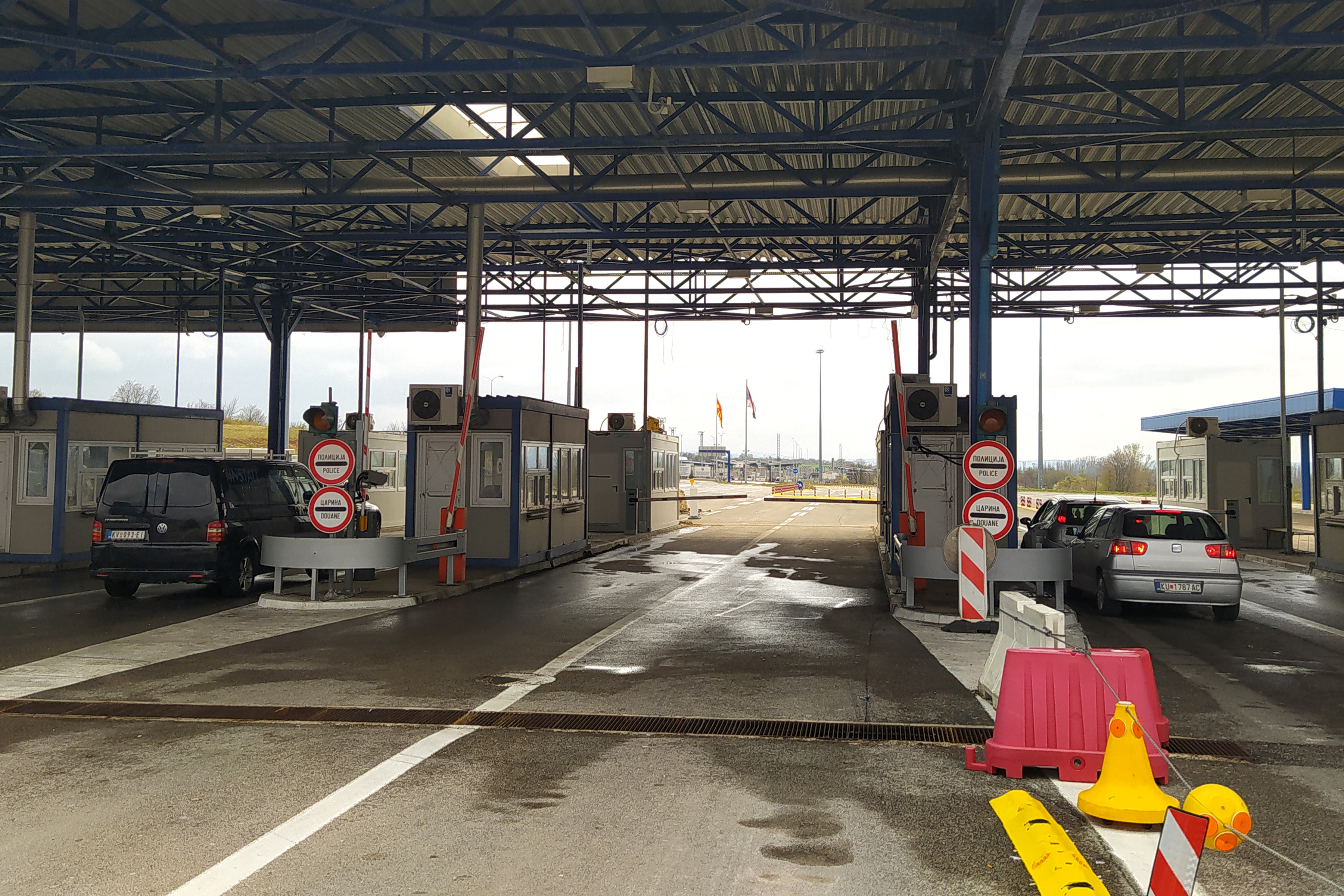 Srpkinja u "mercedesu" uhapšena na granici sa Makedonijom! Divljala na putu, poznato kojom brzinom je vozila