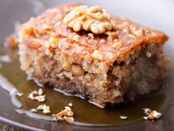 dezert kolač baklava orasi slatko