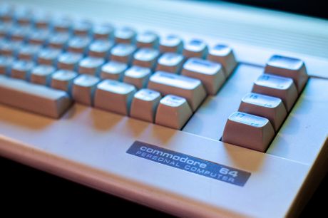 Commodore 64, Komodor 64