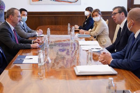 Aleksandar Vučić, predsednik Srbije, Entoni Godfri Aleksandar Vučić, predsednik Srbije, Entoni Godfri