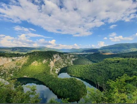 Uvačko jezero Uvac