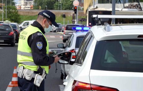 Saobraćajna policija, Aleksandar Vulin Saobraćajna policija, Aleksandar Vulin