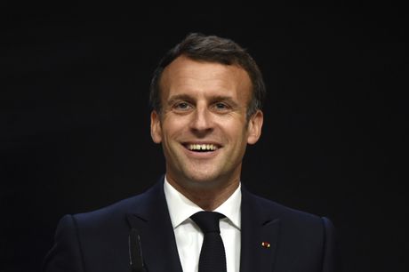 Emmanuel Macron, Emanuel Makron