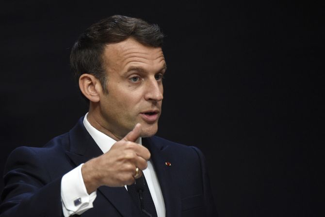 Emmanuel Macron, Emanuel Makron