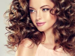 Lokne, kovrdže, frizura, kosa