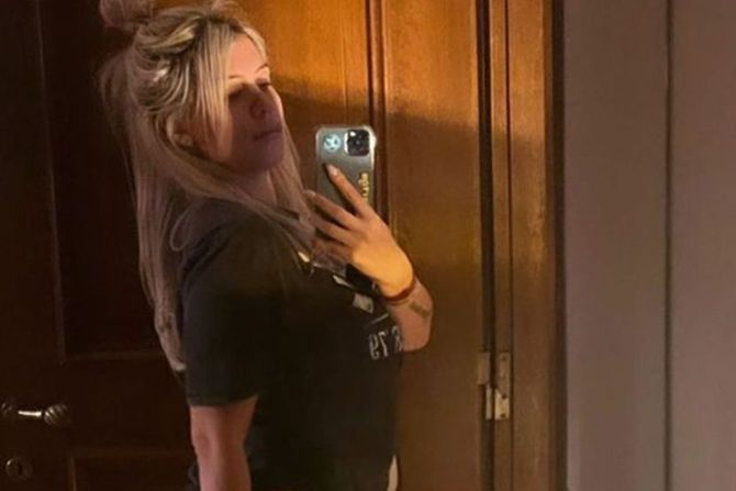 Vanda Ikardi Vanda Ikardi