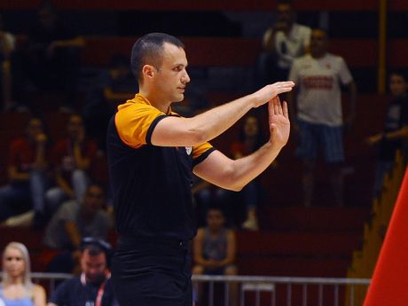 Uroš Nikolić Uroš Nikolić