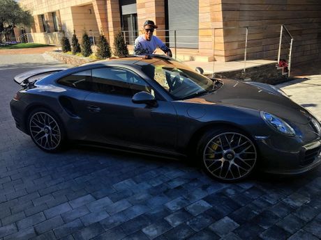 Automobili, Garaža, Kristijano Ronaldo