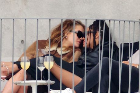 Rita Ora Taiko Vaititi Tesa Tompson Rita Ora Taiko Vaititi Tesa Tompson