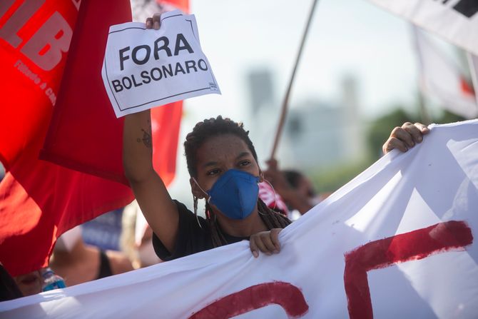 Virus Brazil Protesti