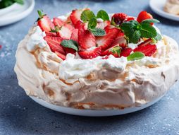 Pavlova torta