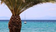 Prvi krak Halkidikija krije mnoga zanimljiva mesta i fenomenalne plaže