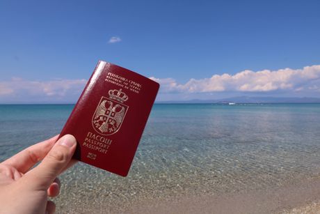 Srpski pasoš more Grčka