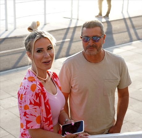 revija Steven Dockman revija Steven Dockman